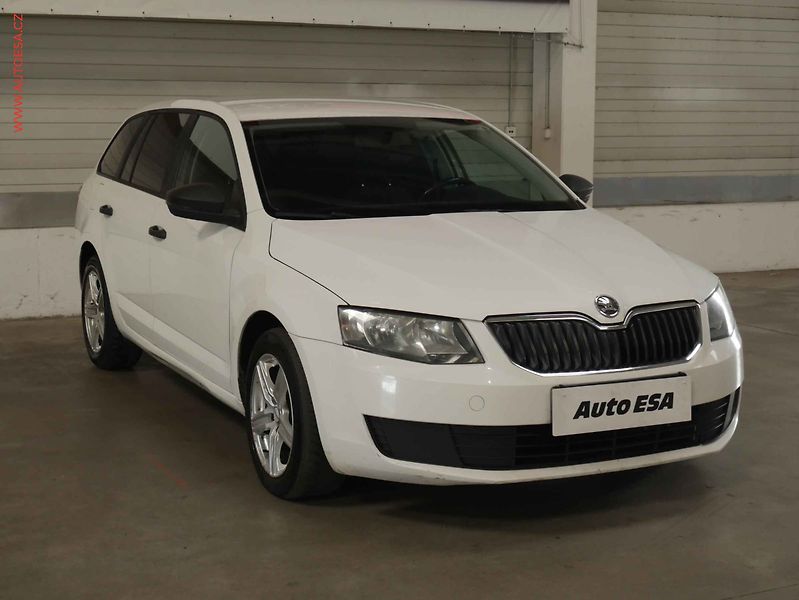 Škoda Octavia (2014) 1.6TDi, ČR, AC, park.asist - fotografie inzerátu
