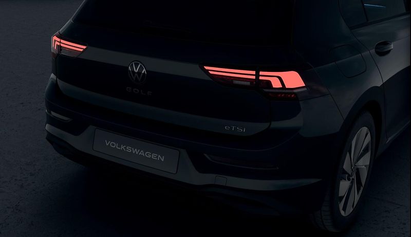 Volkswagen Golf People 1,5 eTSI 85 kW 7DSG mHE - fotka 5 z 7