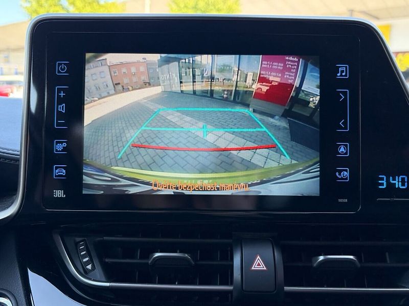 Toyota C-HR 1.8 Hybrid Premium - fotka 12 z 20
