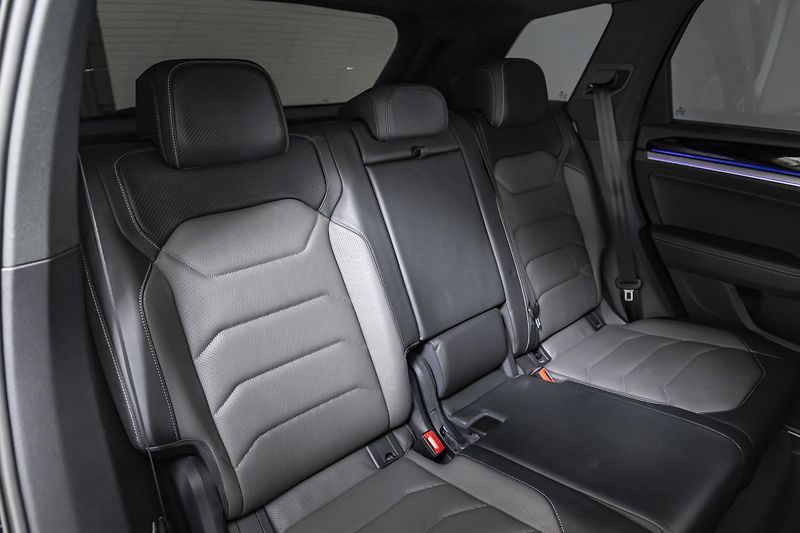 Volkswagen Touareg - fotka 14 z 40