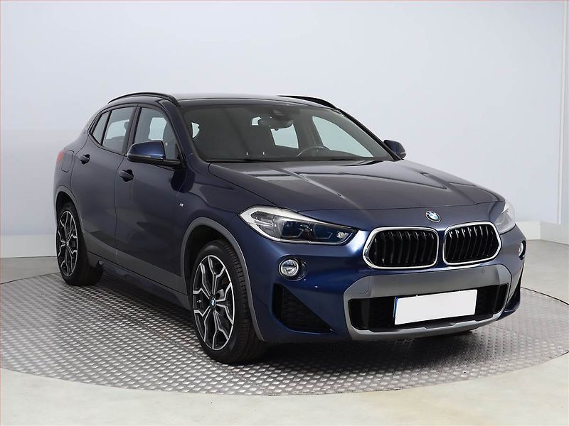 BMW X2 (2019) M Paket xDrive20d - fotka 1 z 21