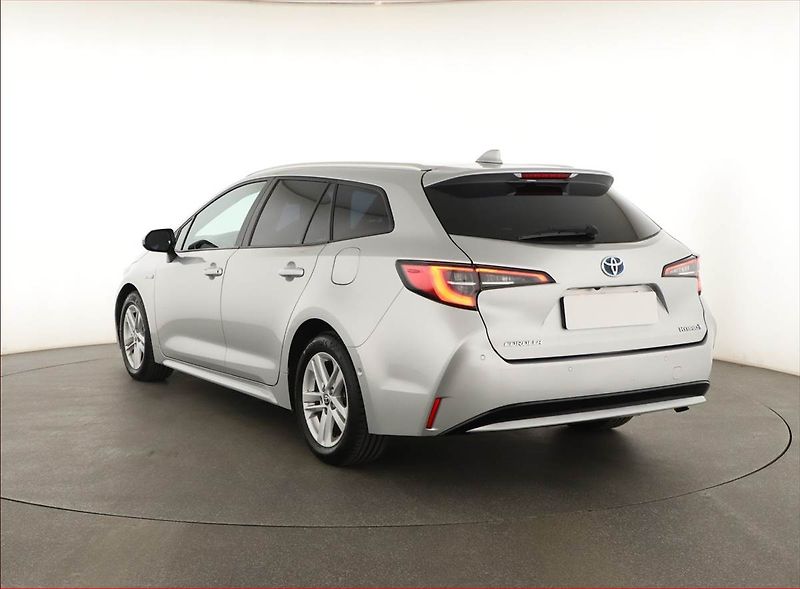 Toyota Corolla (2021) Comfort 1.8 Hybrid - fotka 4 z 20