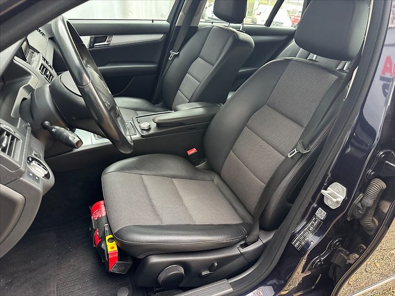 Mercedes-Benz Třídy C 2,2 CDI 100kW-SERVIS-MANUAL! - fotka 10 z 34