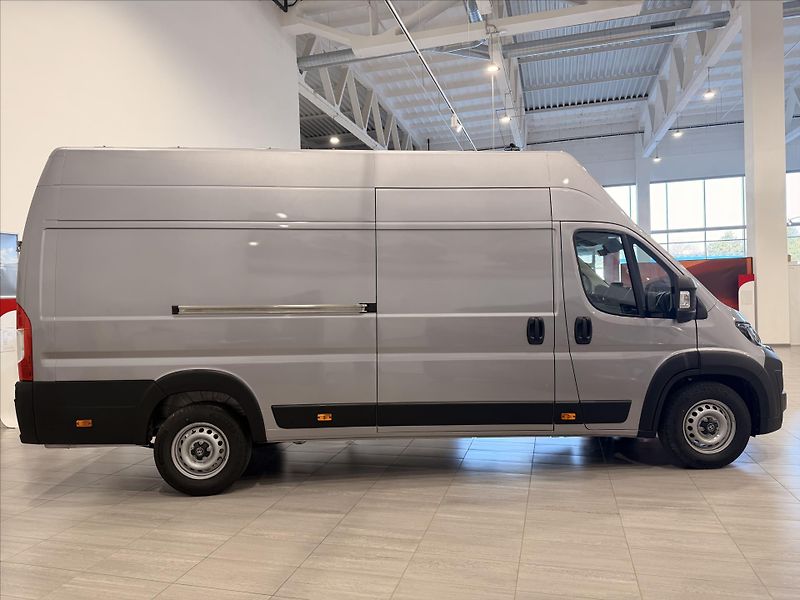 Toyota ProAce 2,2 Diesel (180hp) 8AT 2S L4H3 - fotka 6 z 10