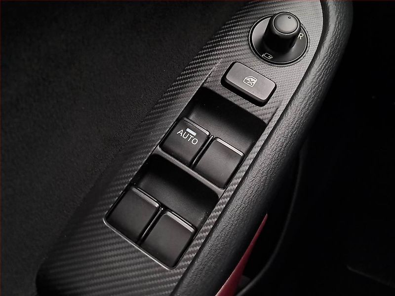 Mazda CX-3 (2015) 2.0 Skyactiv-G, 4X4 - fotka 16 z 19