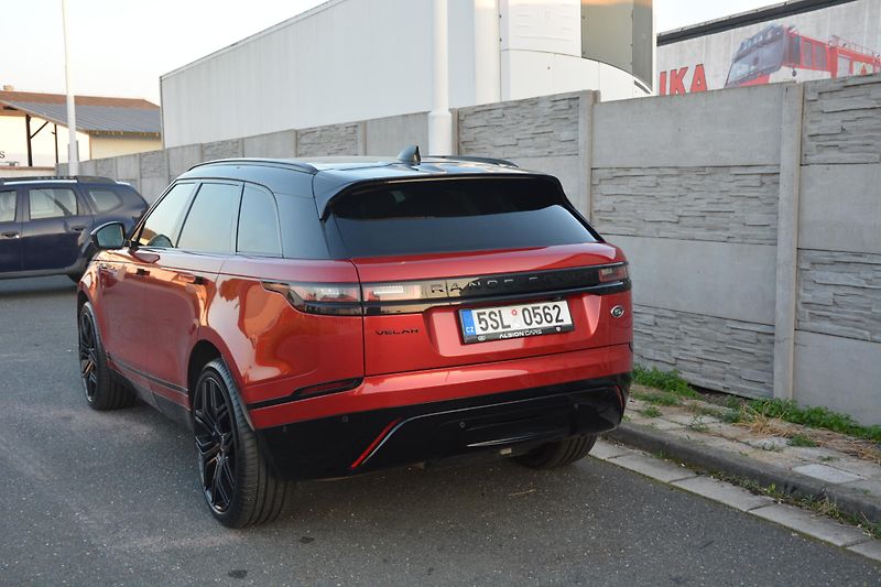 Land Rover Range Rover Velar (2021) P250 R-Dynamic AWD - fotka 5 z 30