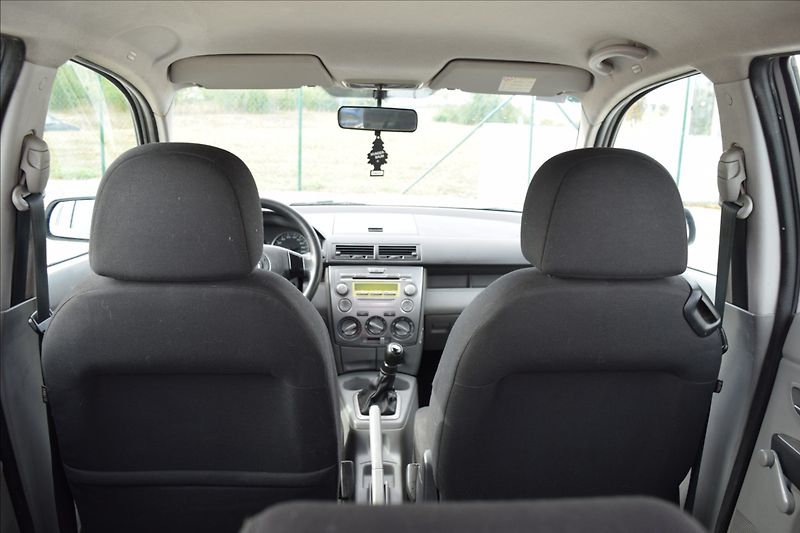 Mazda 2 1,4 D 50KW NOVÁ STK  AUTOMAT - fotka 17 z 41