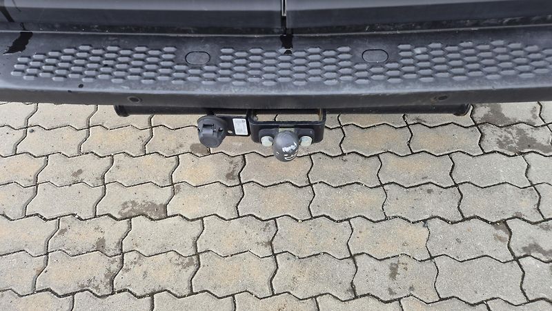 Iveco Daily (2024) 35S18 klima, 16m3 - fotka 7 z 14