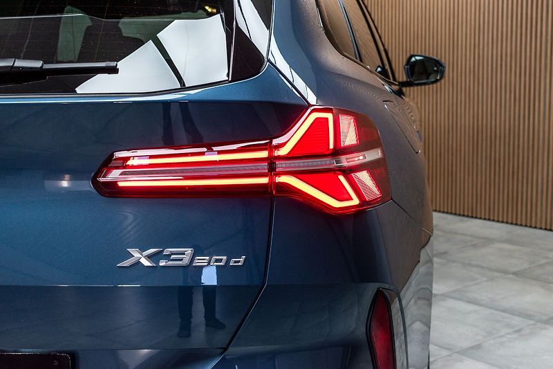BMW X3 xDrive20d ///MSPORT*ZÁRUKA*1.M - fotka 47 z 51