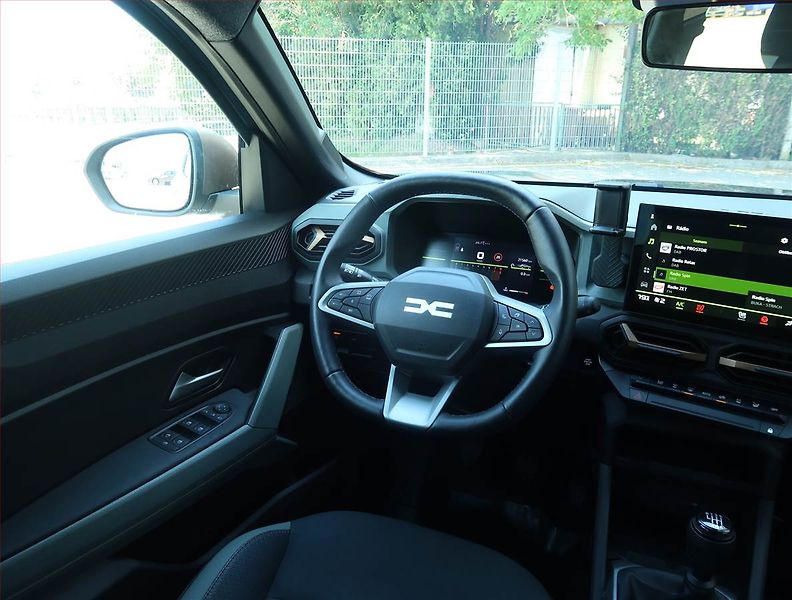 Dacia Duster (2024) Extreme 1.0 TCe - fotka 7 z 23