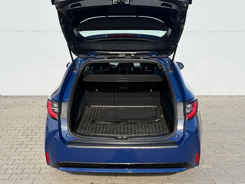 Toyota Corolla 1.2 Turbo Active - fotka 10 z 25