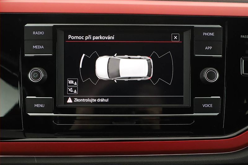 Volkswagen Polo (2020) 2.0 GTI, Automat, Tempomat - fotka 13 z 21