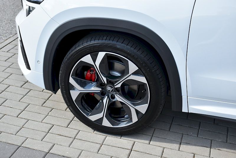 Škoda Kodiaq (2026) RS 2,0 TSI 195 kW 7-stup. auto - fotka 10 z 46