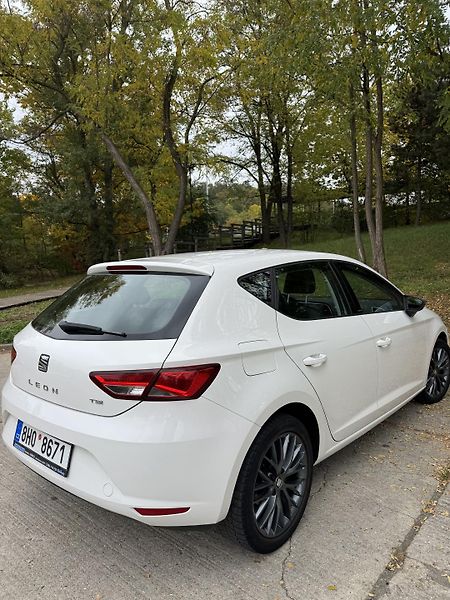 Seat Leon (2016) - fotka 12 z 12
