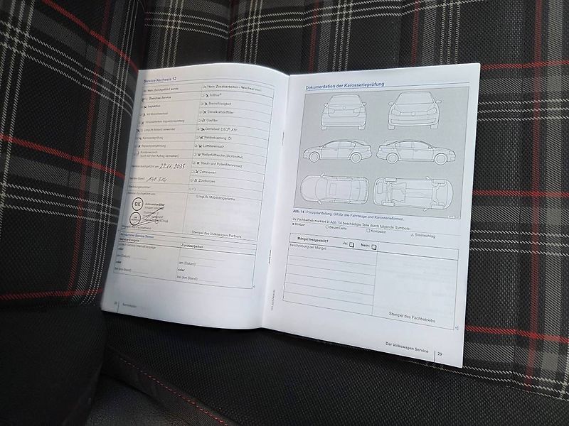 Volkswagen Golf 2.0 GTI - fotka 48 z 49