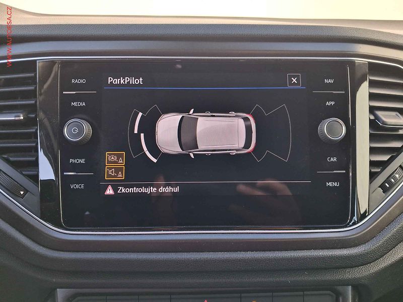 Volkswagen T-Roc (2019) 1.5 TSi, Comfortline, TZ - fotka 16 z 16