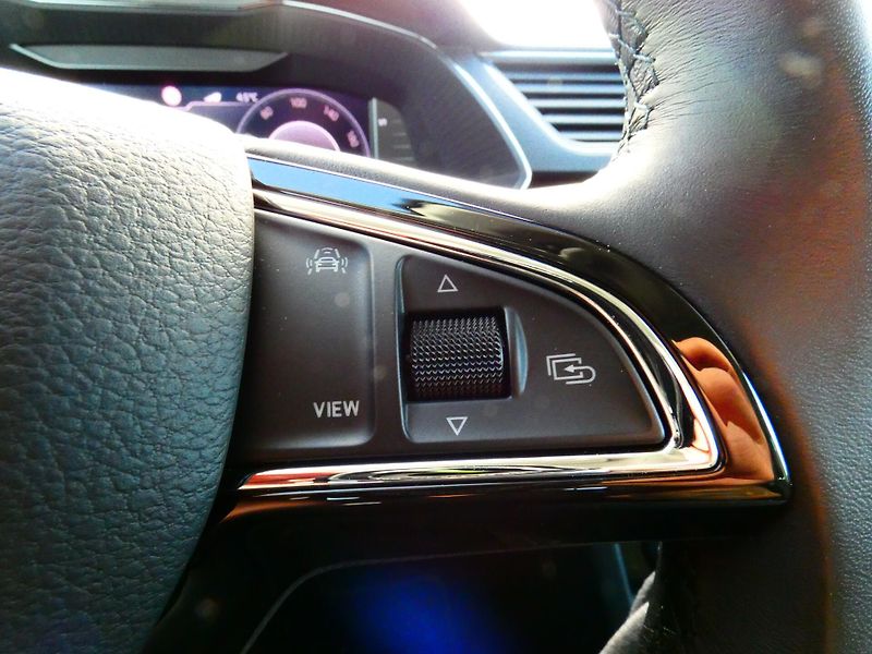 Škoda Superb (2020) Style Plus Extra 2.0 TDI DSG - fotka 23 z 30