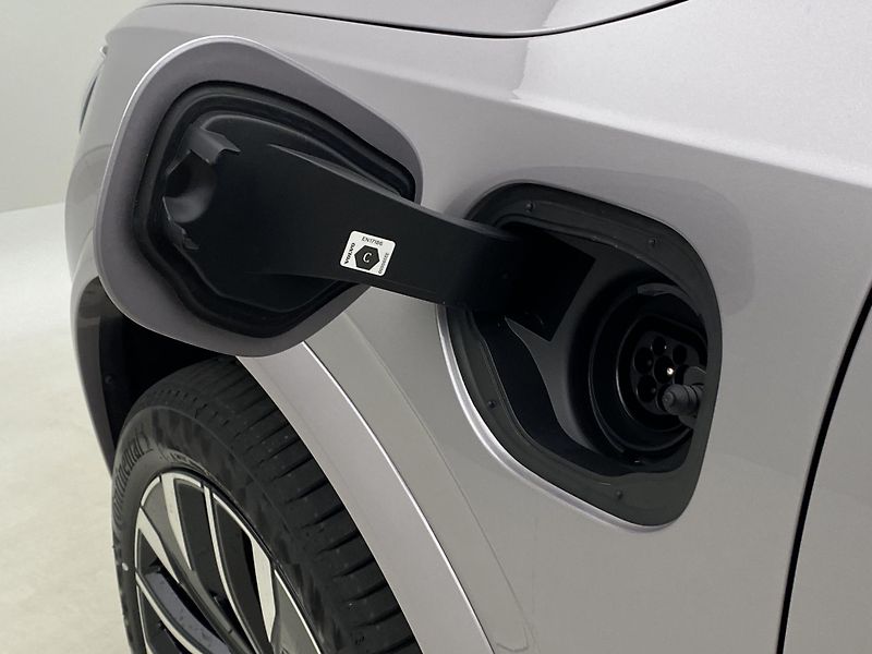 Volvo XC90 (2026) T8 AWD Plug-in BRIGHT ULTRA - fotka 19 z 76