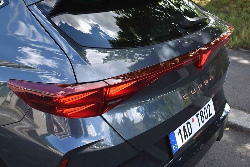Cupra Formentor má po modernizaci docela výrazně změněnou příď