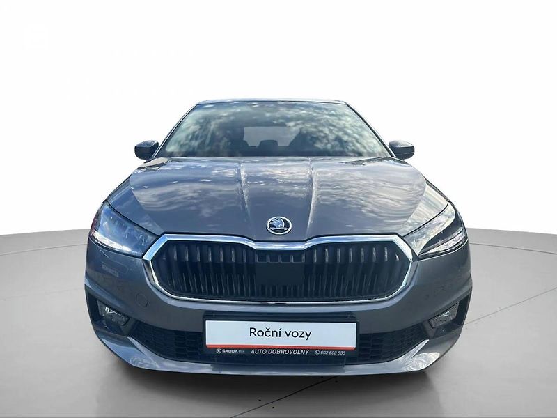 Škoda Fabia Selection 1,0 TSI 70kW MT5/Z66 - fotka 4 z 25