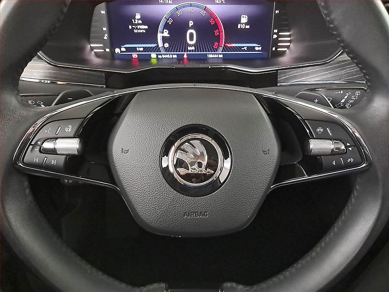 Škoda Superb (2023) Style 2.0 TDI - fotka 16 z 21