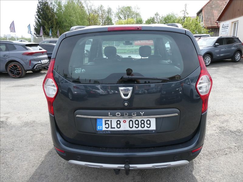 Dacia Lodgy 1,2 TCe 85kW klima,NAVI,závěs - fotka 7 z 35