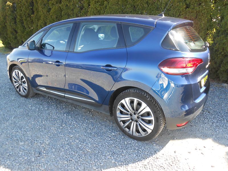 Renault Scénic 1.8DCi,CHROM, LED,122000KM - fotka 40 z 43