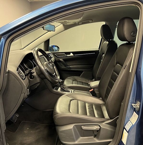 Volkswagen Golf Sportsvan 1,4 TSI DSG Highline - fotka 8 z 16