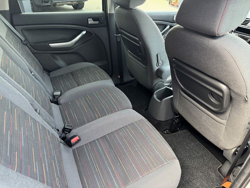 Ford C-MAX (2009) 1.6i Style Digi Klima Tažné Z - fotka 15 z 45
