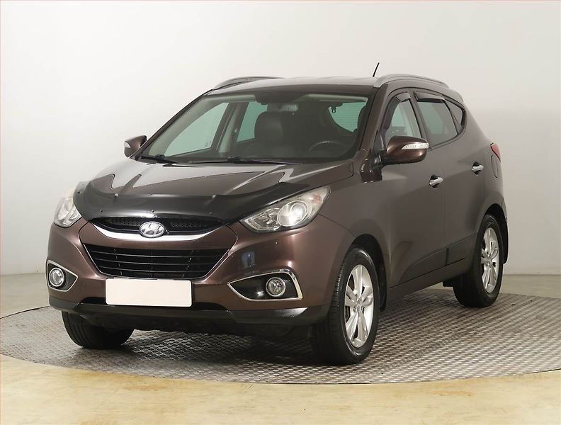 Hyundai ix35 (2012) 2.0 CRDi, 4X4, Serv.kniha - fotka 2 z 19