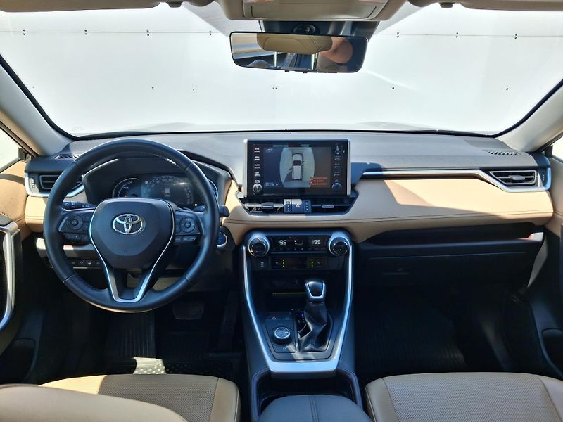 Toyota RAV4 2.5 HSD e-CVT AWD Executive - fotka 5 z 24