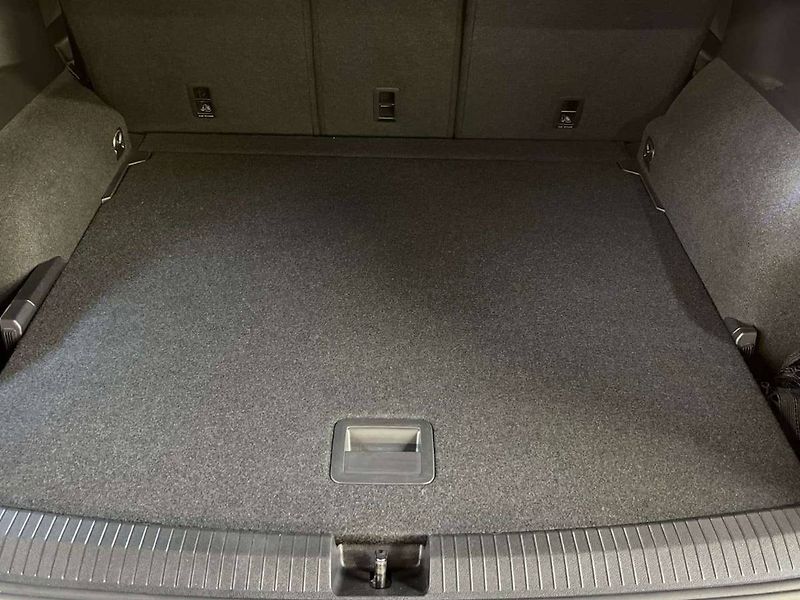 Volkswagen Tiguan (2023) 2.0 TDI 110 kW DSG Elegance - fotka 14 z 20