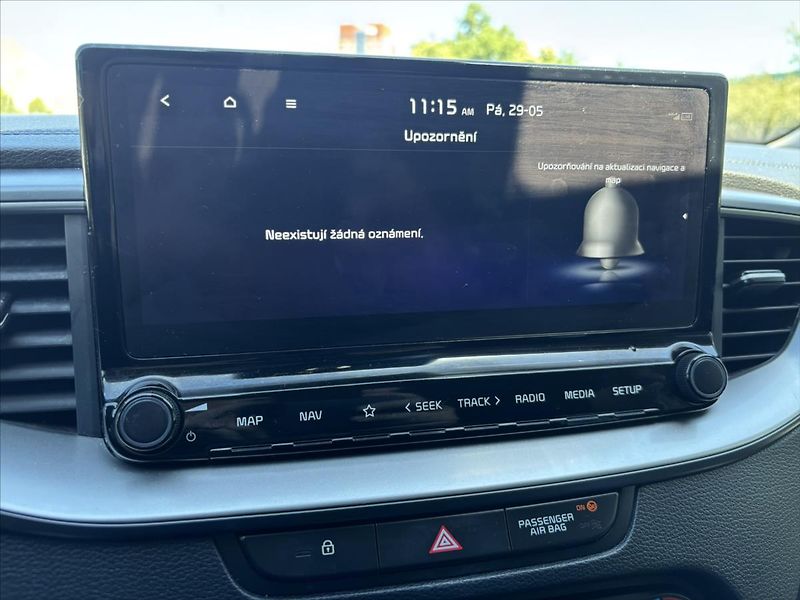 Kia Ceed 1,5 TGDi 118kW AT TOP NAVI - fotka 26 z 44
