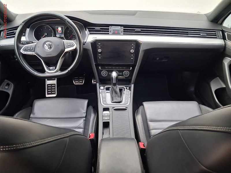 Volkswagen Passat (2020) 2.0TDi, ČR, DSG, LED, kamera - fotka 8 z 19