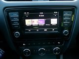 Škoda Octavia 2,0 TDI AUTOKLIMA - náhled 21