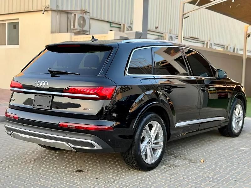 Audi Q7 (2021) Moderní generace Audi Q7 - fotka 5 z 20