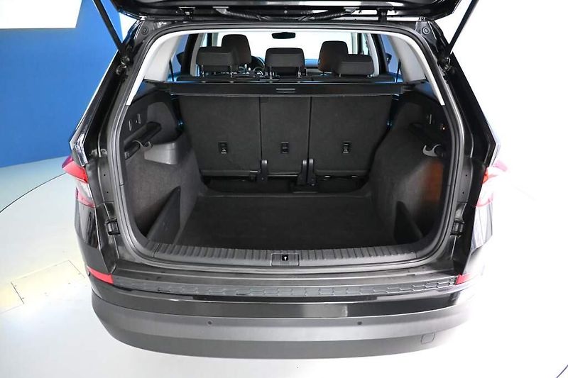 Škoda Kodiaq (2021) 2.0 STYLE DSG LED ACC Tažné TD - fotka 8 z 32