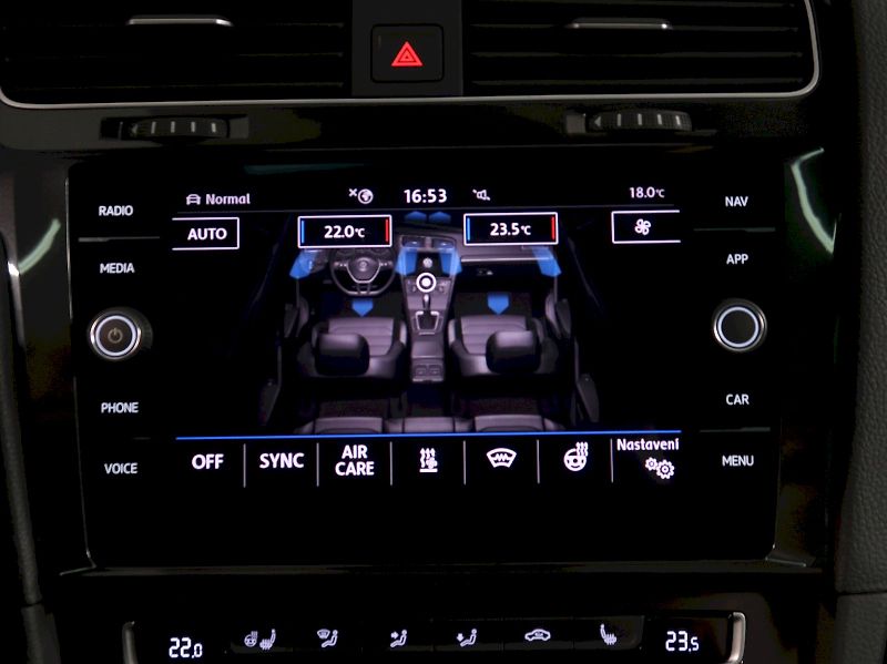 Volkswagen Golf (2019) ALLTRACK 2.0TDI 135kW 4M DSG - fotka 20 z 39