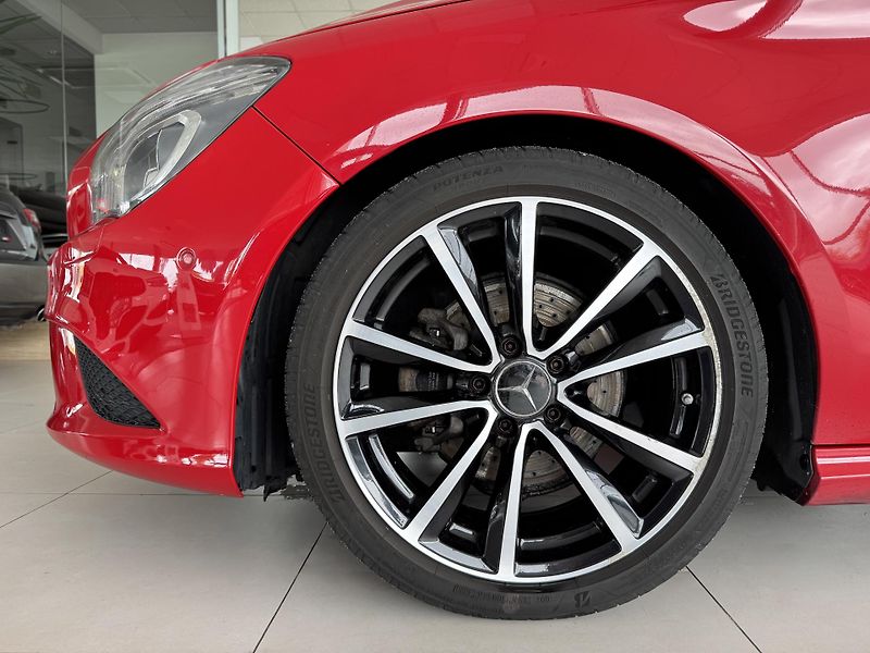 Mercedes-Benz CLA 220d AUT*130kW*REZERVACE! - fotka 32 z 33