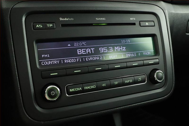 Škoda Roomster (2012) Comfort 1.2 TSI, Serv.kniha - fotka 9 z 14