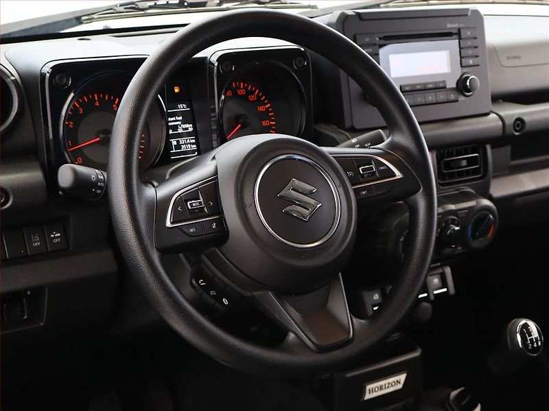 Suzuki Jimny (2024) 1.5 AllGrip - fotka 11 z 15