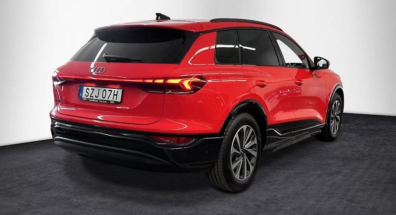 Audi Q6 e-tron Comfort 360kam Tech Plus Tažné - fotka 7 z 20