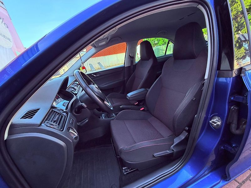 Škoda Rapid 1.2 TSi Style, ČR, 1.Maj - fotka 12 z 21