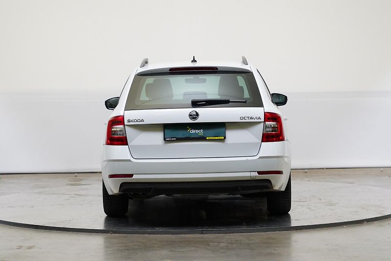 Škoda Octavia - fotka 6 z 24