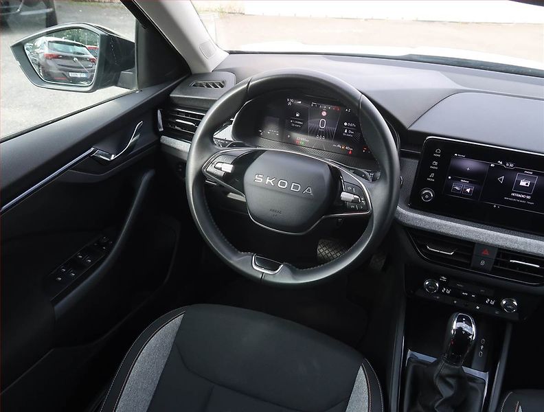 Škoda Kamiq (2025) Selection 1.0 TSI - fotka 7 z 24
