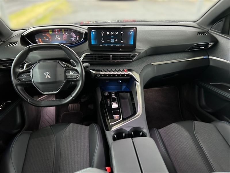 Peugeot 5008 1,2 PT 130 Allure Pack AT - fotka 9 z 11