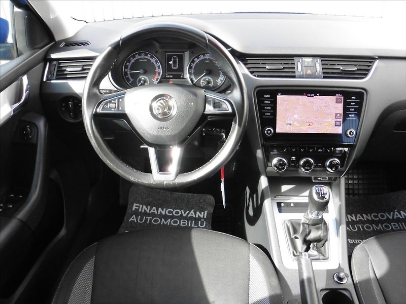 Škoda Octavia III Combi 2,0 TDI Navi, Led, T - fotka 9 z 15