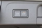 Volkswagen Passat Variant (2023) 2.0TDI 110kW DSG, LED, tažné - náhled 15