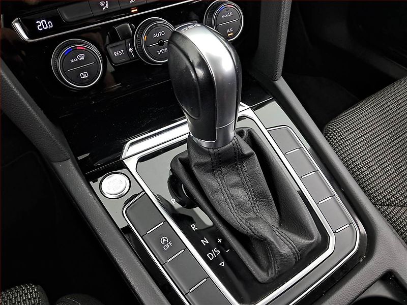 Volkswagen Arteon (2018) 1.5 TSI, Automat, Tempomat - fotka 13 z 21