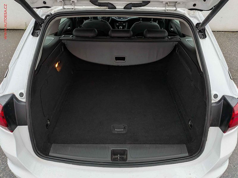 Opel Astra (2016) 1.6 CDTi, ČR, servis.kniha - fotka 7 z 16